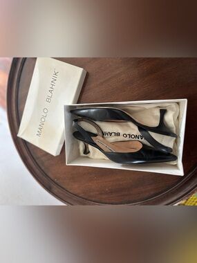 Manolo Blahnik Carolyne Black Leather Slingback Pumps with Kitten Heel